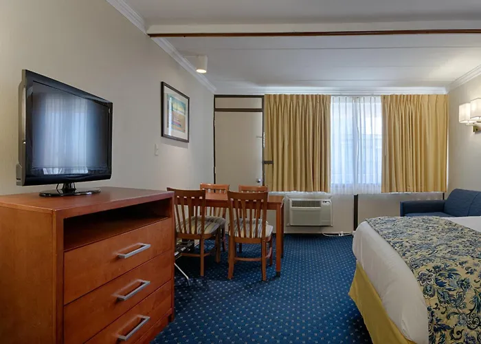 Hotel The Spinnaker 3*